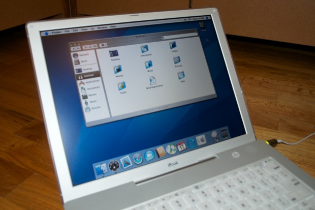 14inch_g4_ibook_a 1