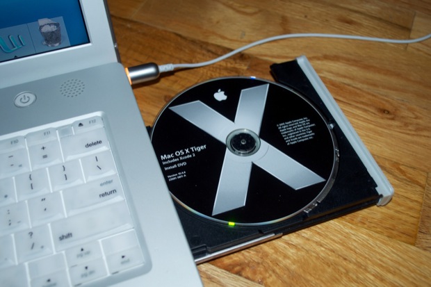 14inch_g4_ibook_a 14