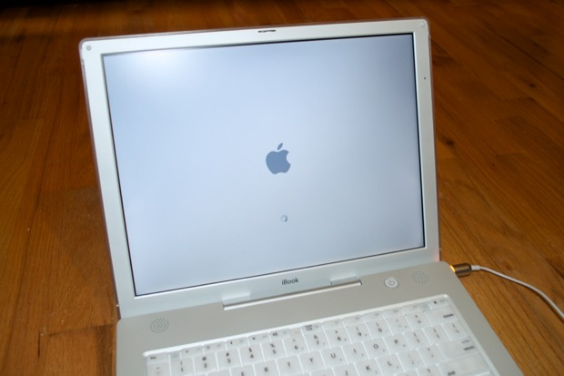 14inchG3iBook_0014