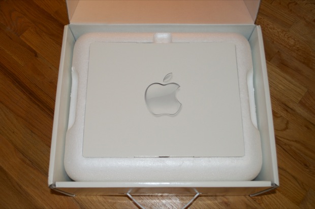 14inchG3iBook_0034