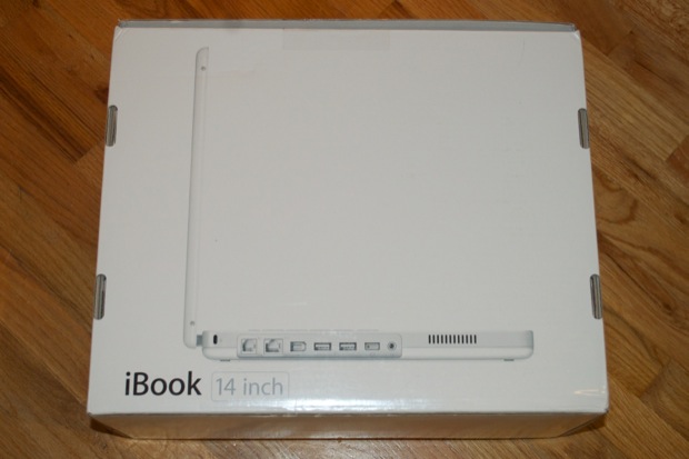 14inchG3iBook_0038