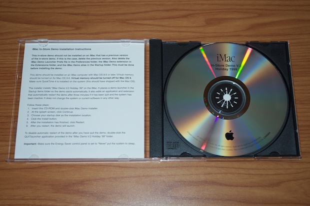 Apple_demo_CDs_0010