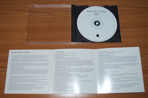 Apple_demo_CDs_0015