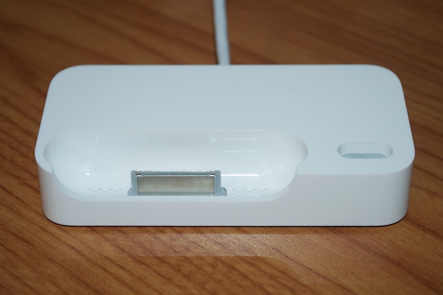 iphone1dualdock_0006