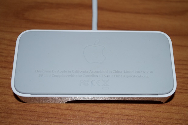 iphone1dualdock_0009
