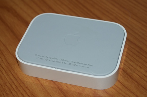 ipoddocks2003_0003