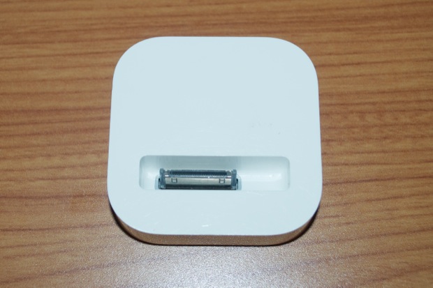 ipodnanodock1