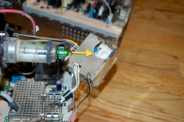 mac_tv_restoration_0047