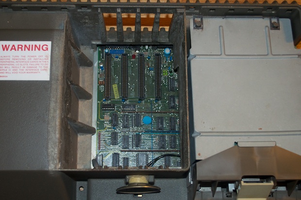 new_appleIII_0011