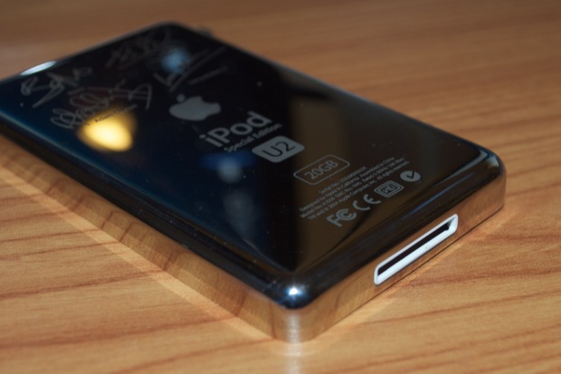 u2_ipod_restoration_0010